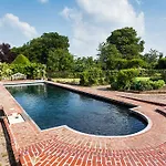 Chateau De Bouelles Bed & Breakfast *