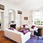 Bed & Breakfast Chateau De Bouelles